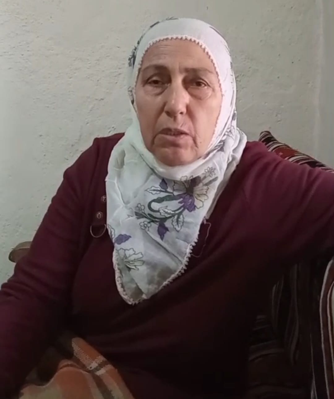 70 Yaşındaki Kadın Yıkarlar Korkusu İle Evine Mahkum Oldu