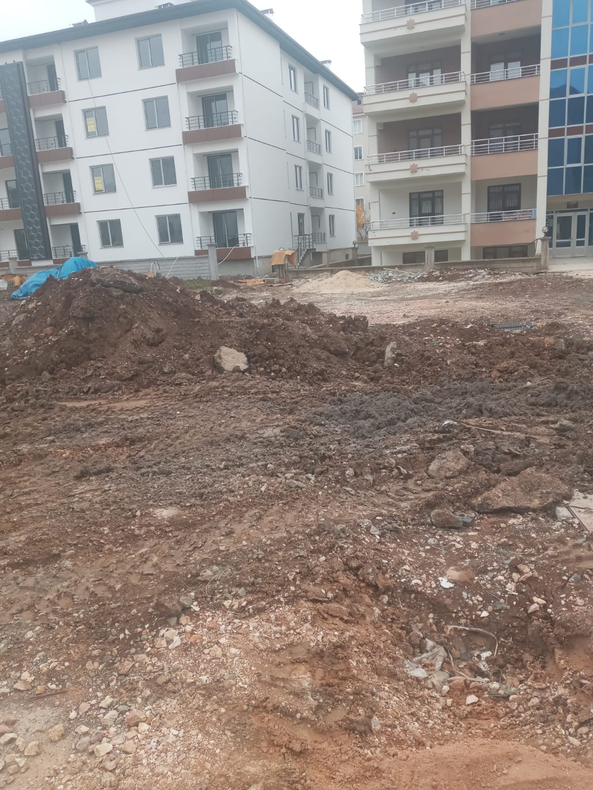 Elazığ Belediyesi Açtığı Çukuru 24 Günde Kapatamadı