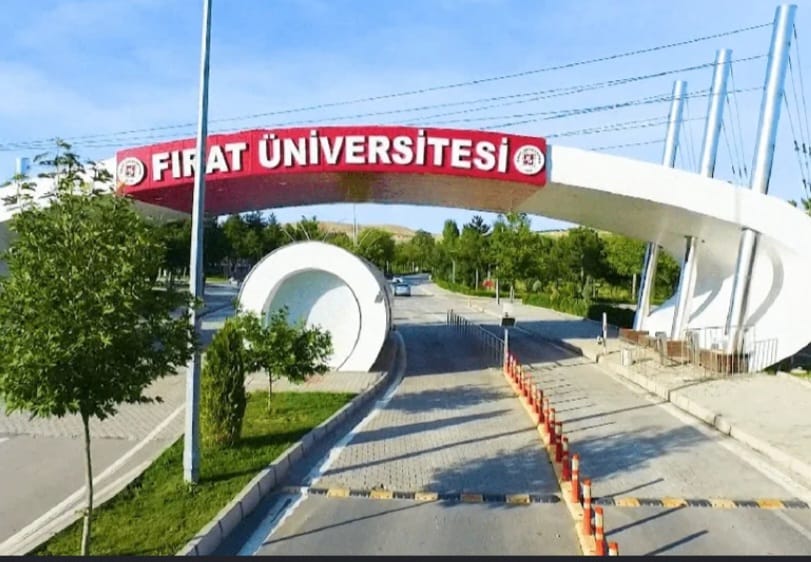 Karadaş  Üniversite Öğrencileri İle İlgili Hakkındaki İddialara Cevap Verdi