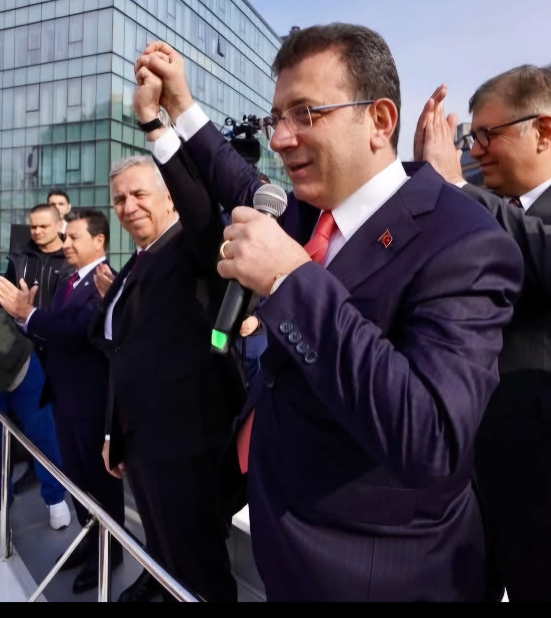 İmamoğlu ve Yavaş Düşman Çatlattı