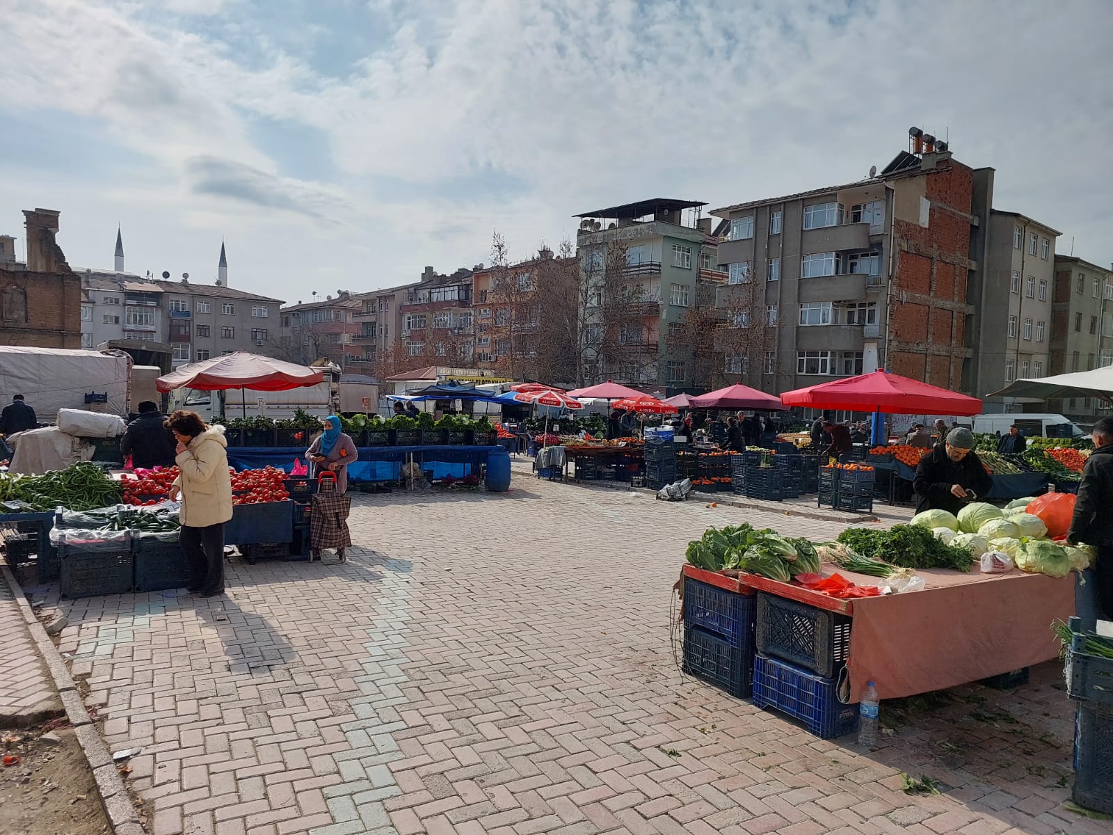 Cüzdan Boş Olunca Tezgahlar da Boş Kaldı